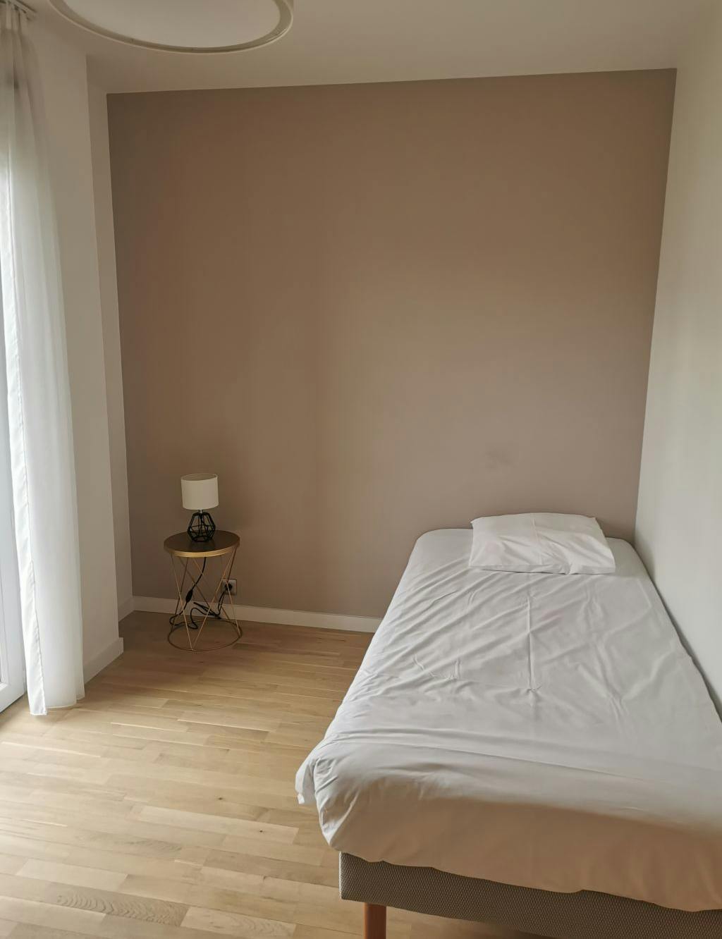Two bedrooms apartement in Puteaux