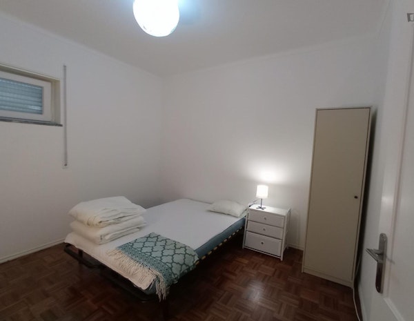 Comfy double bedroom in a 2-bedroom flat