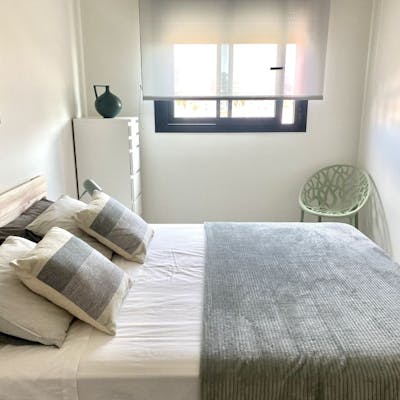 1 bedroom apartment in a new building close to beach