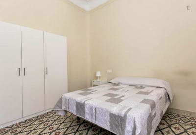 Cute double bedroom within walking distance to Universidad de Granada  - Gallery -  3