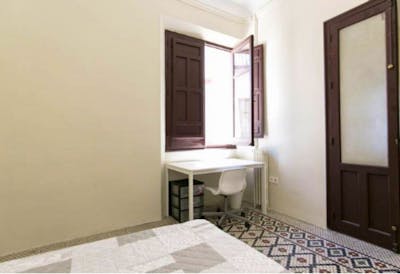 Cute double bedroom within walking distance to Universidad de Granada  - Gallery -  2