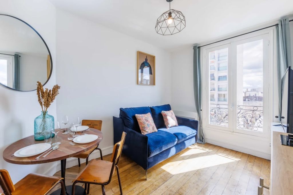 Charming 1BR Apartment - AVRON/CHARONNE - Mobility lease