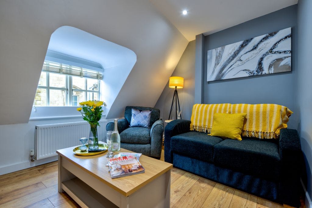 Stylish Stamford Centre 2 Bedroom Apartment - St Paul's Apartments - B
