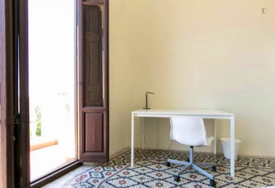 Nice double bedroom within walking distance to Universidad de Granada  - Gallery -  1