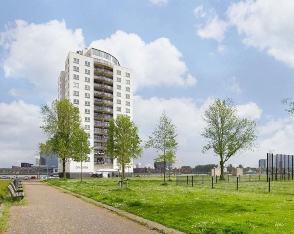 3-room apartment on the Maas in Rotterdam