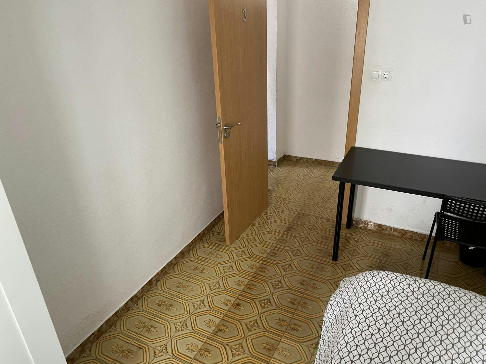Single bedroom in Valencia capital