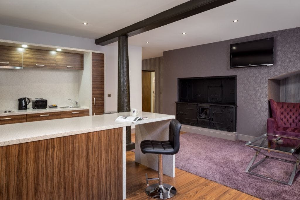 Modern one- bedroom apartment in Newcastle