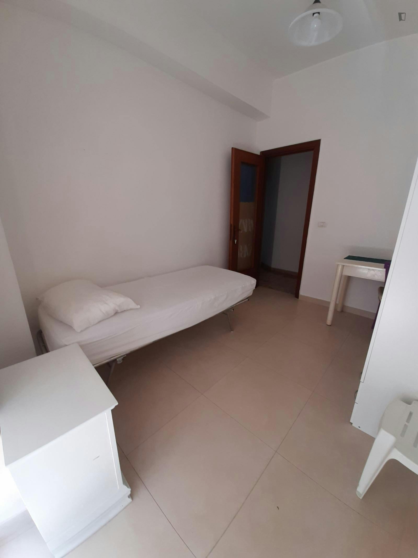 Single bedroom close to Università degli Studi Mediterranea di Reggio Calabria