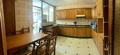 Pleasant single bedroom in a student flat, close to the Museo Arqueológico  - Gallery -  3