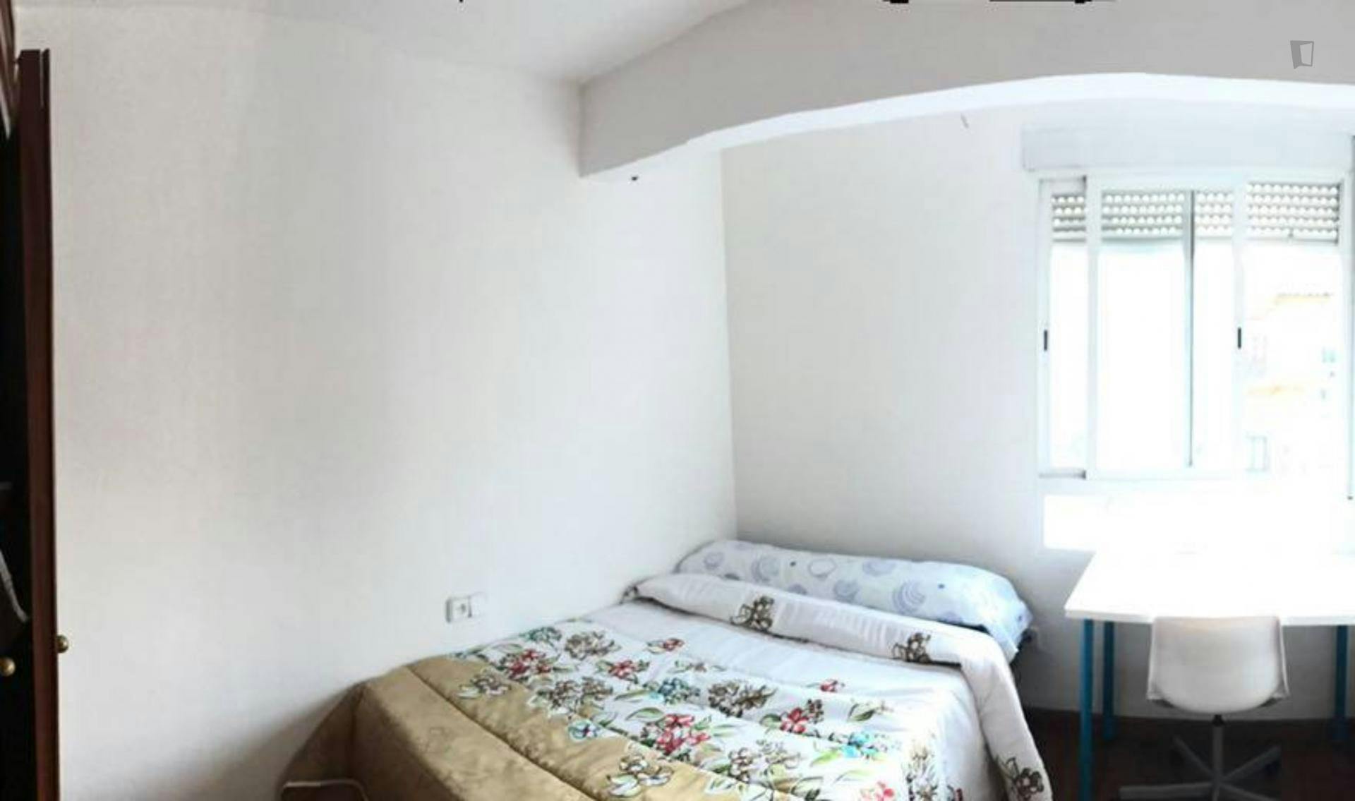 Nice single bedroom near Jardines de la Merced