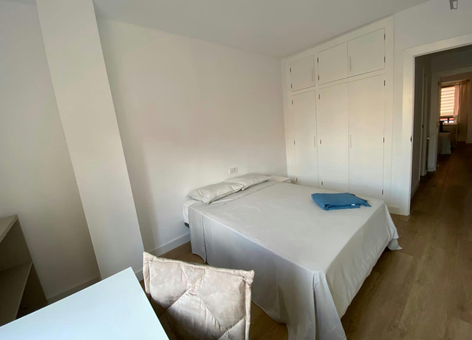 Great Bright Bedroom in UPMOST CENTRAL and fully RENOVATED Apartment