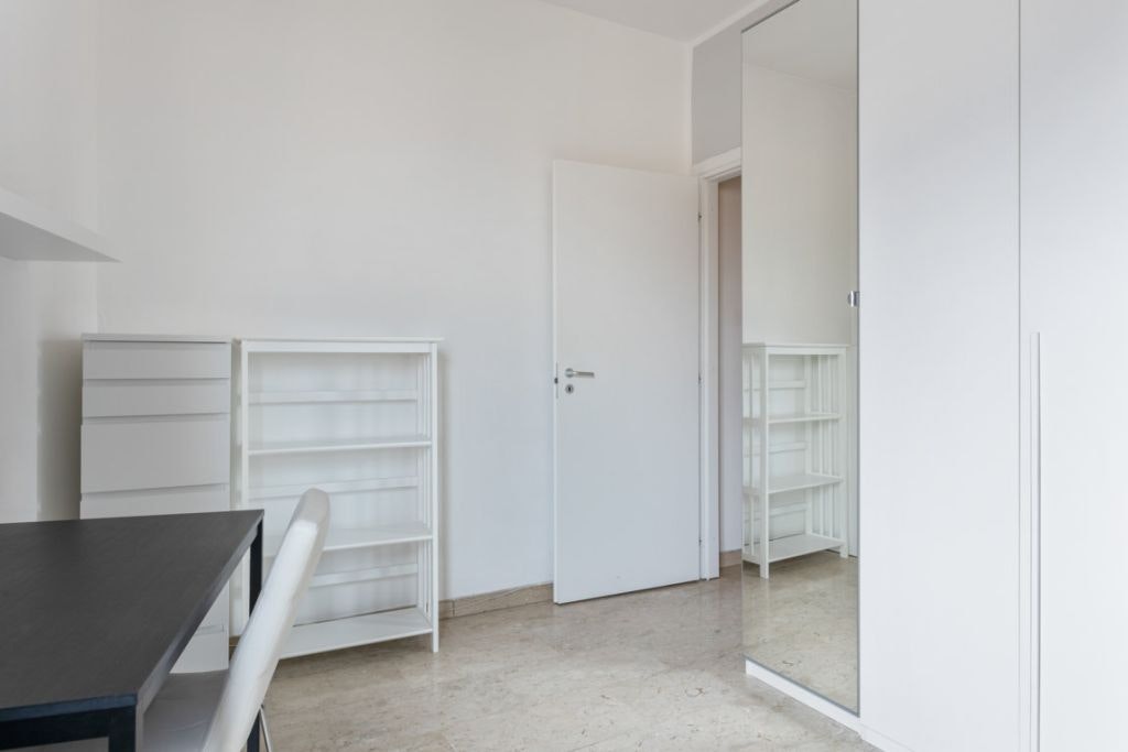 Private Room in Solari, Milan