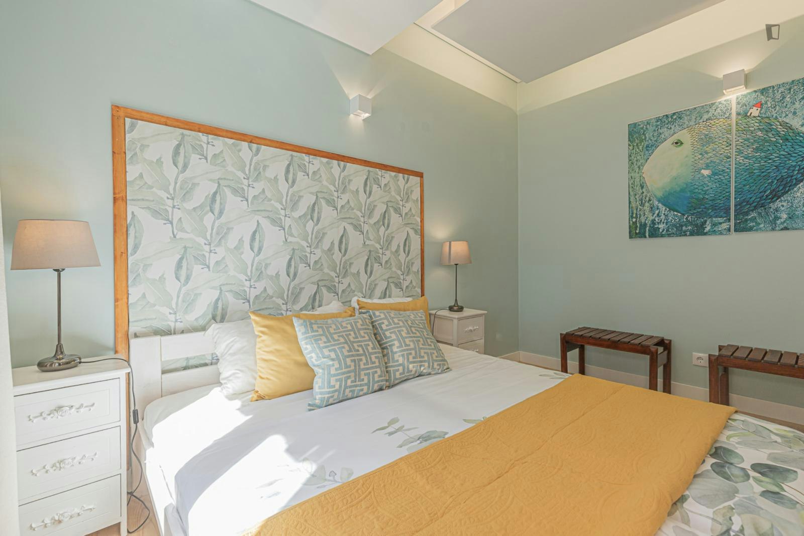 Luxury 4 Bedroom House with a private swimming pool close to Praia Fonte da Telha