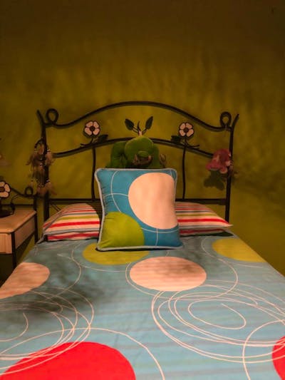 Single bedroom in Alicante
