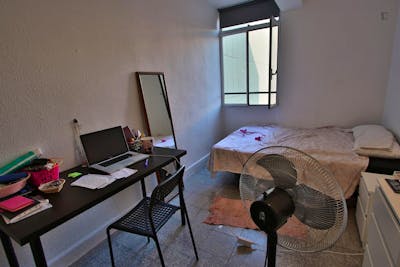 Pleasant single bedroom in La Petxina  - Gallery -  2