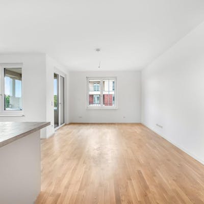 Unfurnished and bright 2-bedroom flat in Prinzenviertel