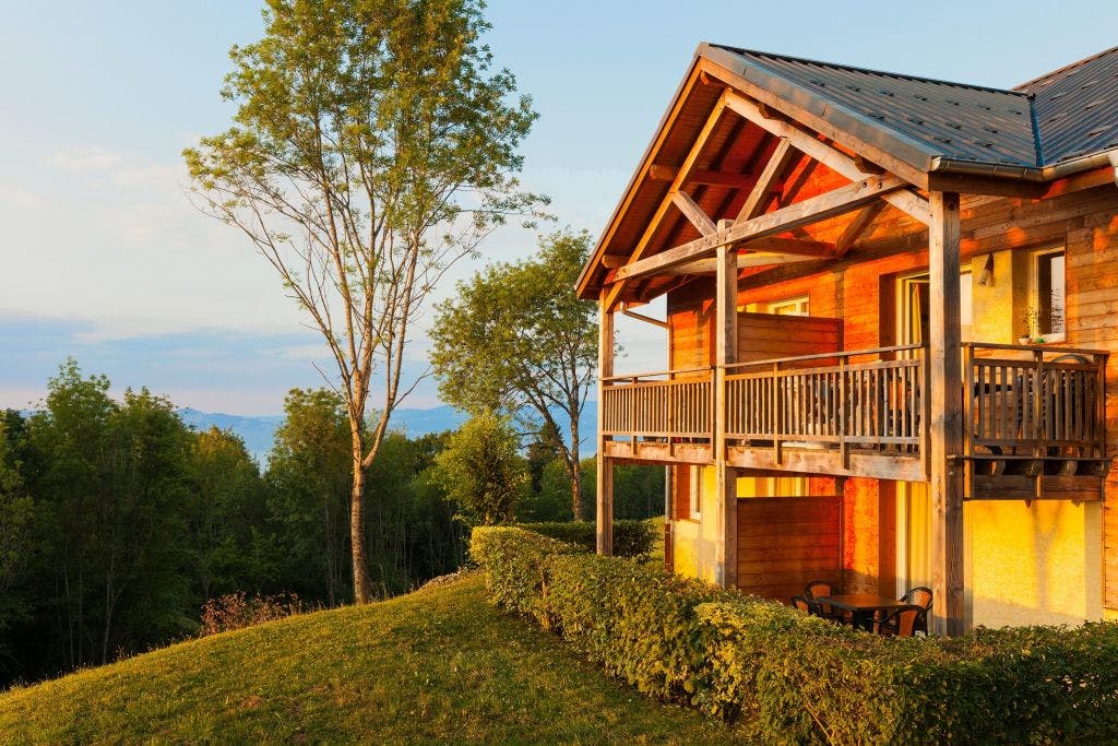 Magnificent chalet for 6 people at Lake Geneva!