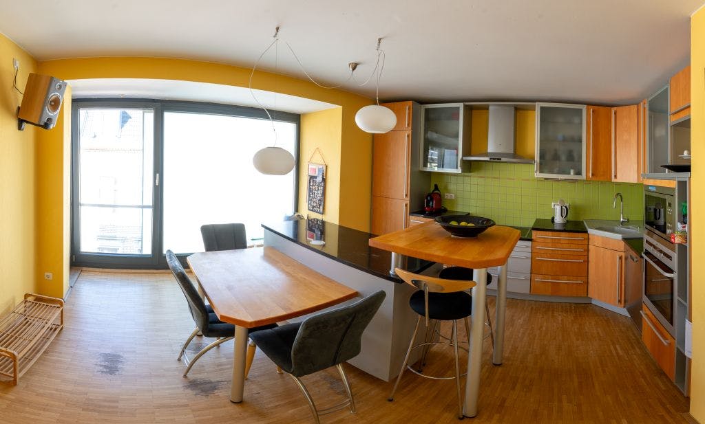Large, furnished duplex apartment in Cologne-Ehrenfeld