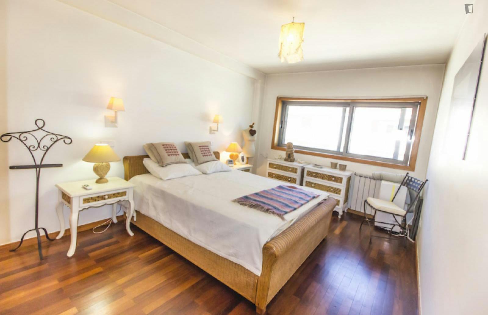 Classy 3-bedroom apartment in Oliveira do Castelo