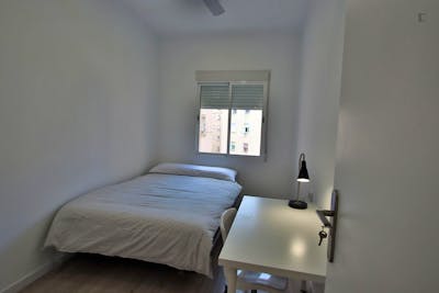 Enjoyable double bedroom in L'Amistat  - Gallery -  1