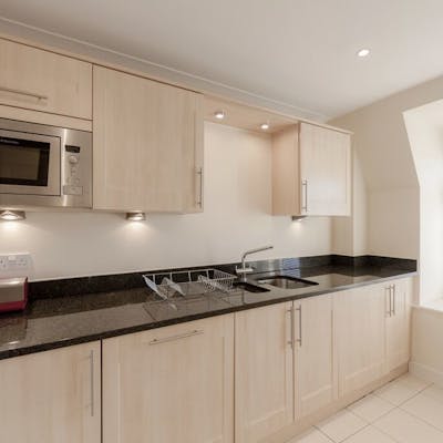 Nice two bedroom apartment in Leatherhead