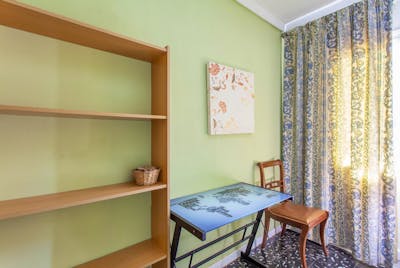 Lively single bedroom in a 3-bedroom apartment close to Universitat Pública Politécnica De Valencia  - Gallery -  2