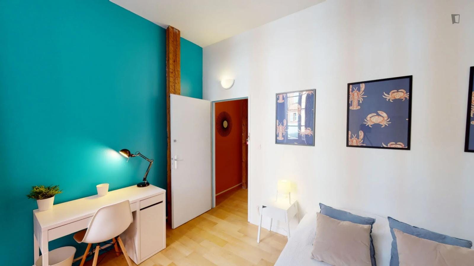 Smart double bedroom not far from the Galeries Lafayette