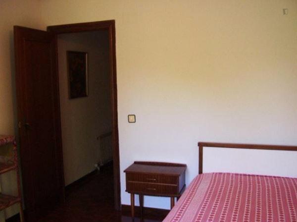 Double bedroom close to Royal Alcázar of Seville