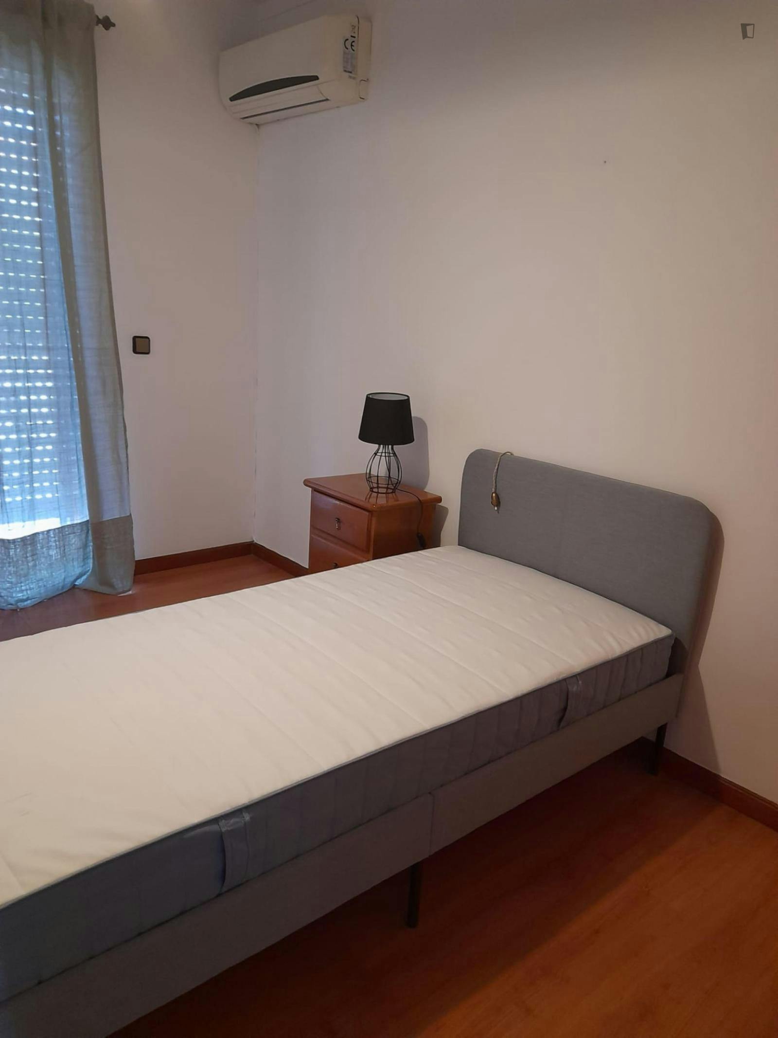 Comfy single bedroom close to Universidade do Minho