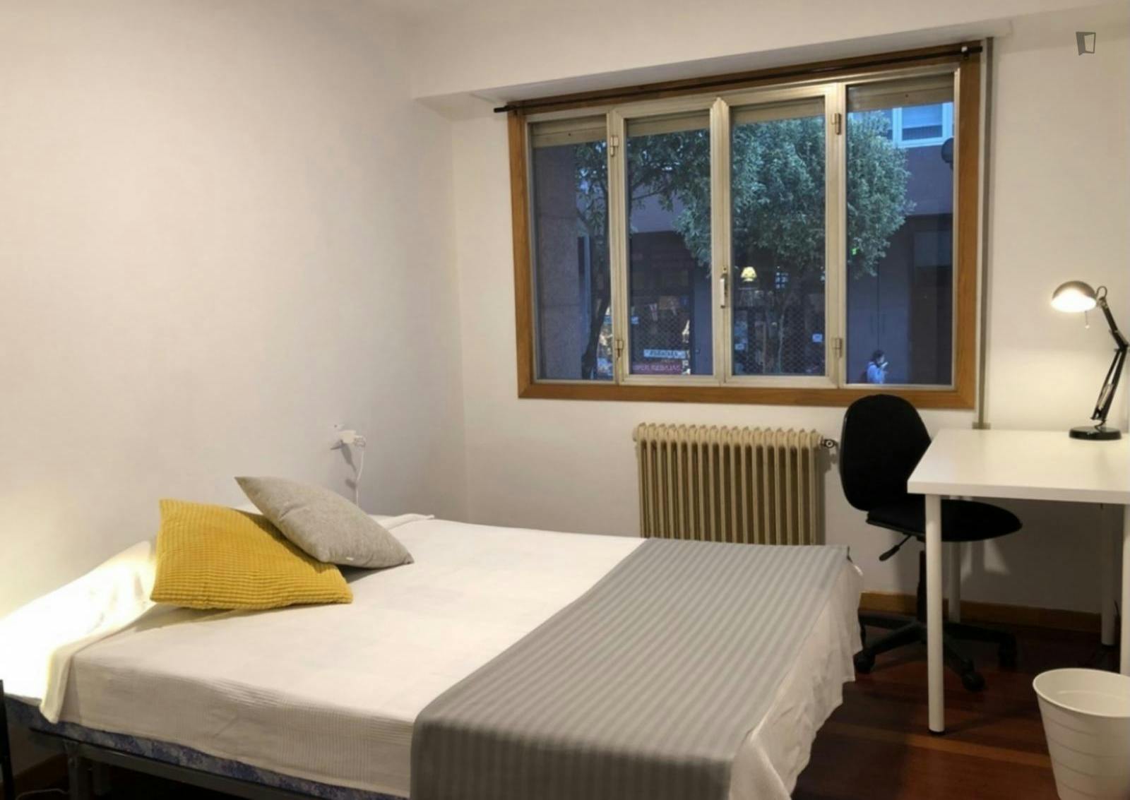 Pleasant single bedroom near the Santiago de Compostela train station