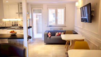 Lovely 4 bedroom apartment in Barcelona  - Gallery -  1