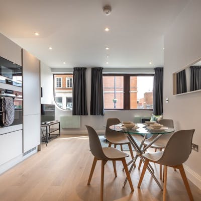 Stunning 2 Bed Apartments