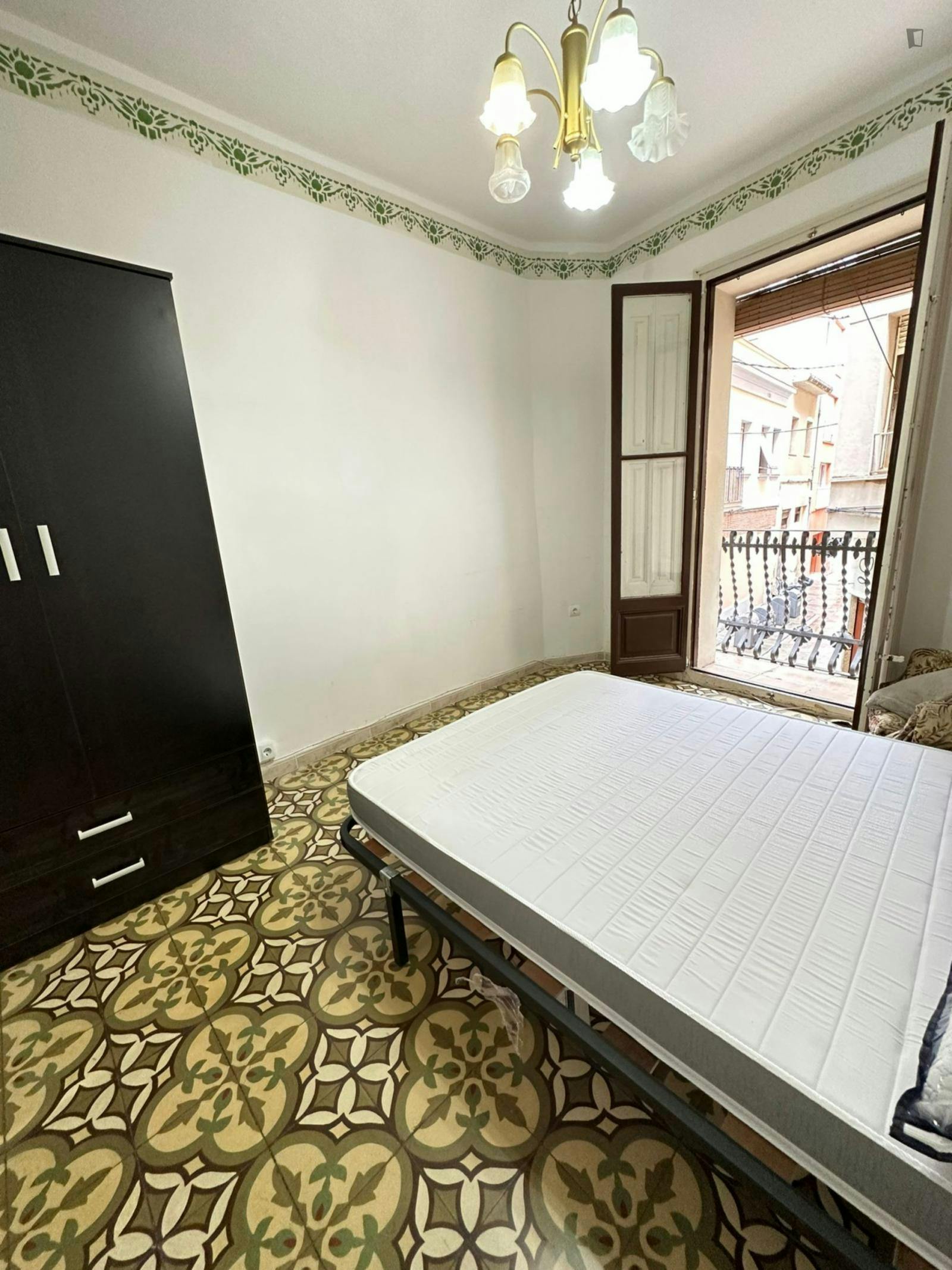 Cute double bedroom in Reus next to Casa Nava