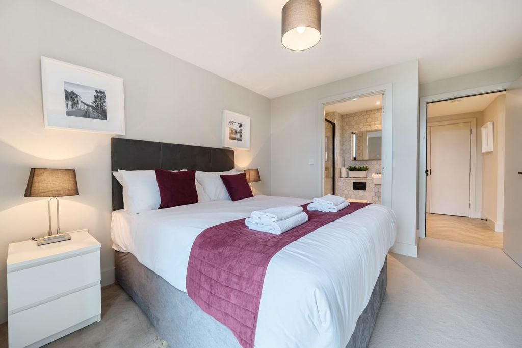 Lovely 2 bedroom apartments in Kingston Upon Thames