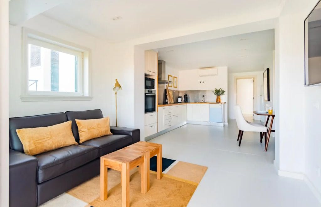 Wonderful 2 bedroom apartment in Estoril Riviera