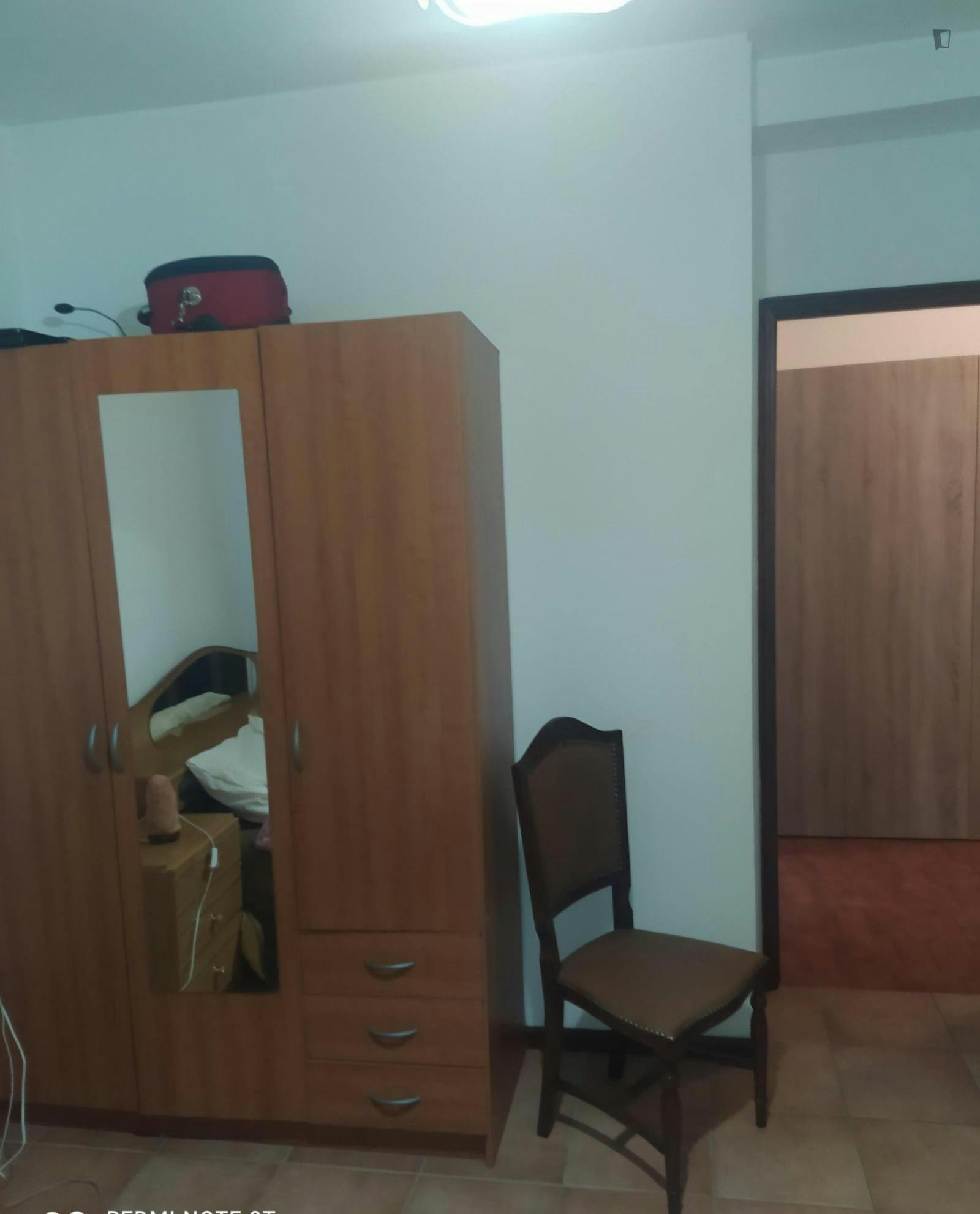Welcoming double bedroom in Caldelas