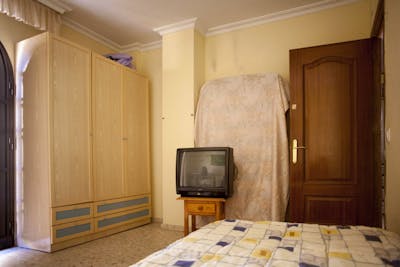 Homely single bedroom in Bellavista  - Gallery -  3