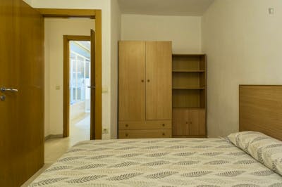 Very nice single bedroom in a 6-bedroom flat, near Parque de la Alamedilla  - Gallery -  3