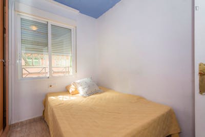 Inviting double bedroom close to Plaza de Castalla  - Gallery -  1