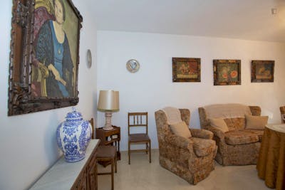 Typical 2-bedroom apartment inn residential San Juan de Aznalfarache  - Gallery -  2