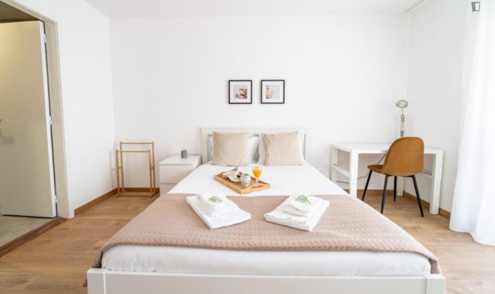 Elegant double bedroom not far from the University of Minho - Campus of Gualtar