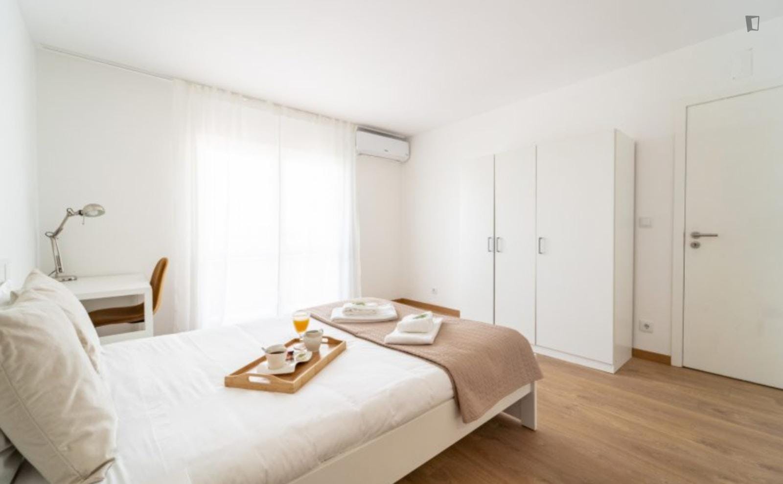 Elegant double bedroom not far from the University of Minho - Campus of Gualtar