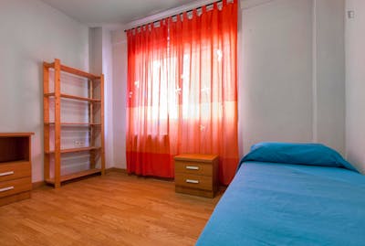 Pleasant single bedroom in a 6-bedroom flat near the Bucknell Universiti  - Gallery -  1