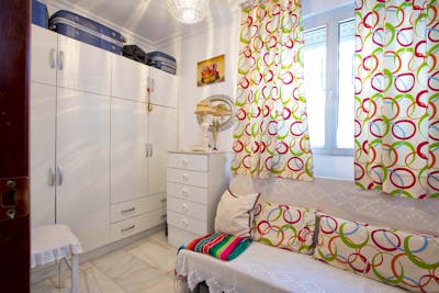 Friendly single bedroom not far from Sevilla Sta. Justa train station  - Gallery -  1