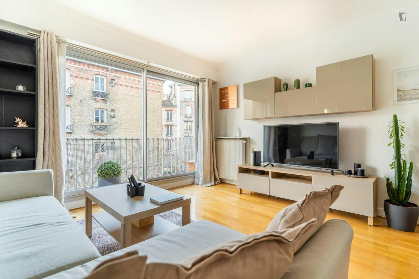 Pleasant 1-bedroom apartment with balcony in the centre of Boulogne-Billancourt