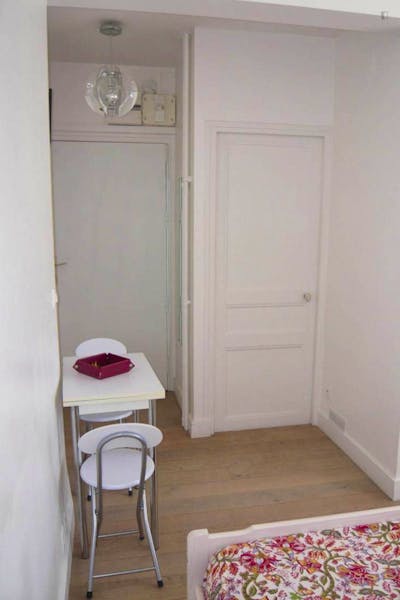 Fancy studio apartment minutes away from Universite de Paris IV-Sorbonne  - Gallery -  1