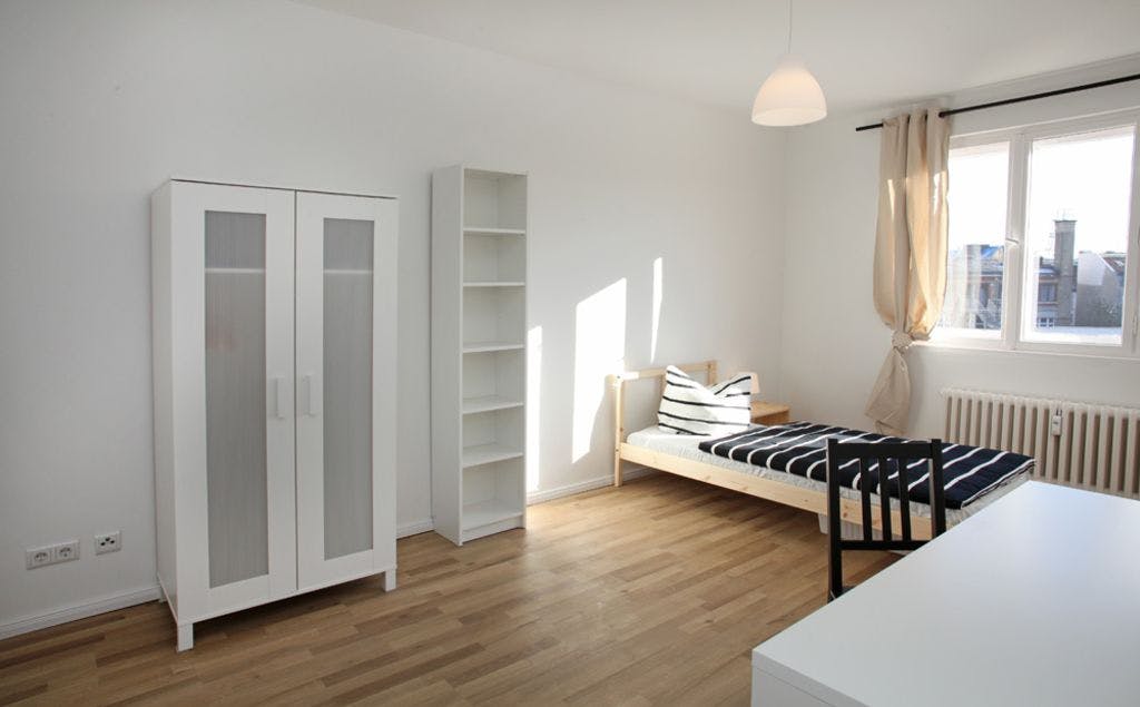 Nice room in co-living apartment in Berlin