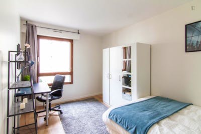 Excellent double bedroom near the Rueil-Malmaison train station  - Gallery -  1