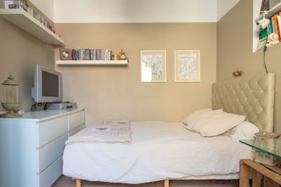 Great-looking double bedroom in Joinville-le-Pont  - Gallery -  1