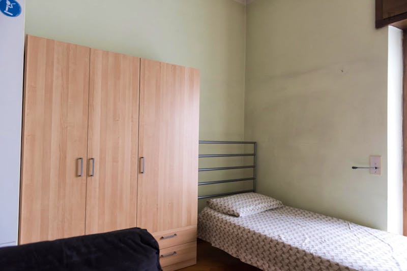 Bed in a twin bedroom near Politecnico